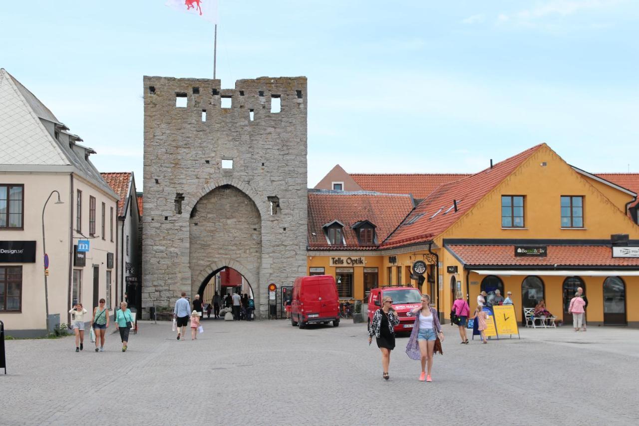 Alyhrs Takvaning I VBY Buitenkant foto